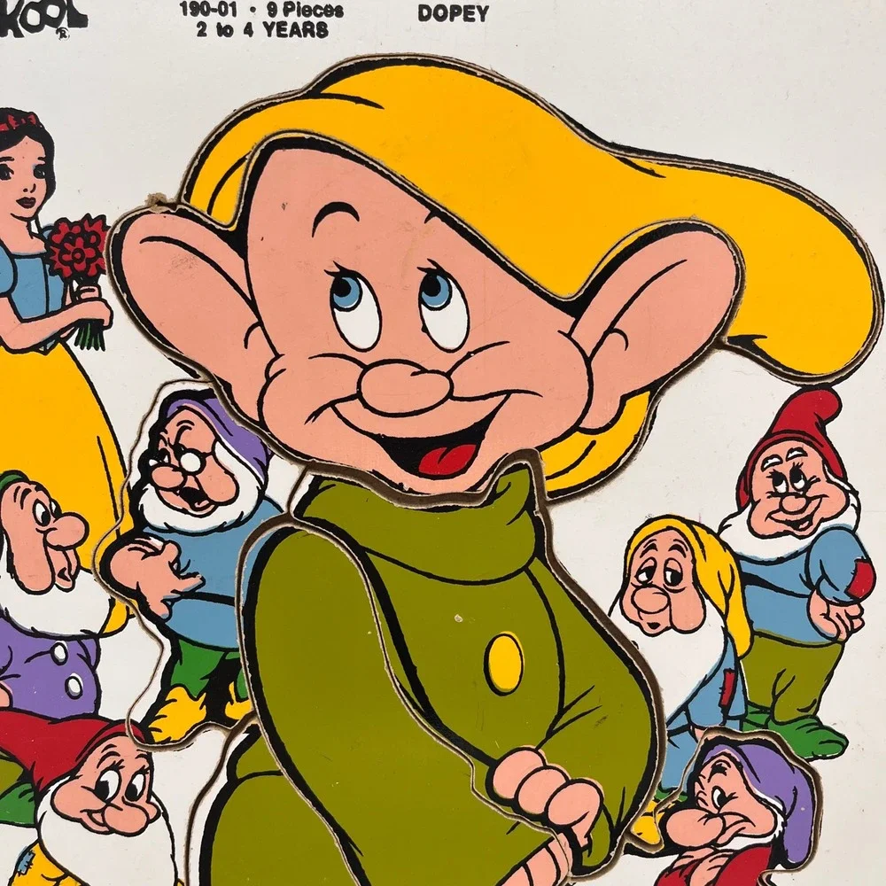Vintage Playskool Disney Snow White Seven Dwarfs Dopey Wood Tray Puzzle 190-01